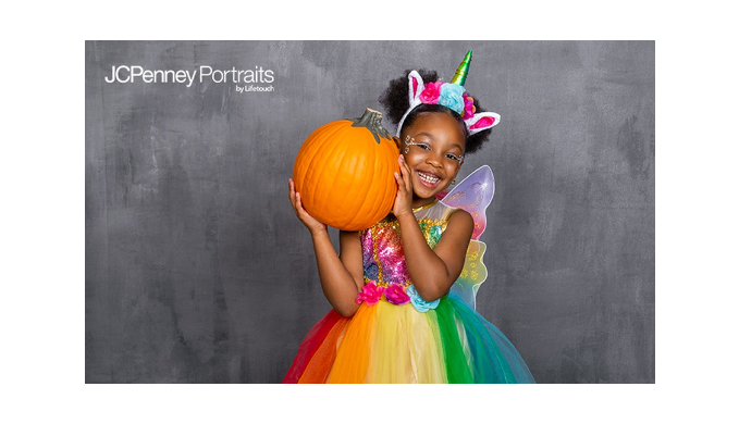 $27.54 Photography Shoot Packages at — ✶ JCPenney Portraits by Lifetouch ✶  — (Up to 81% Off)